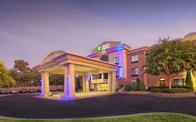 Holiday Inn Express Hotel & Suites Wake Forest - Raleigh North By Ihg